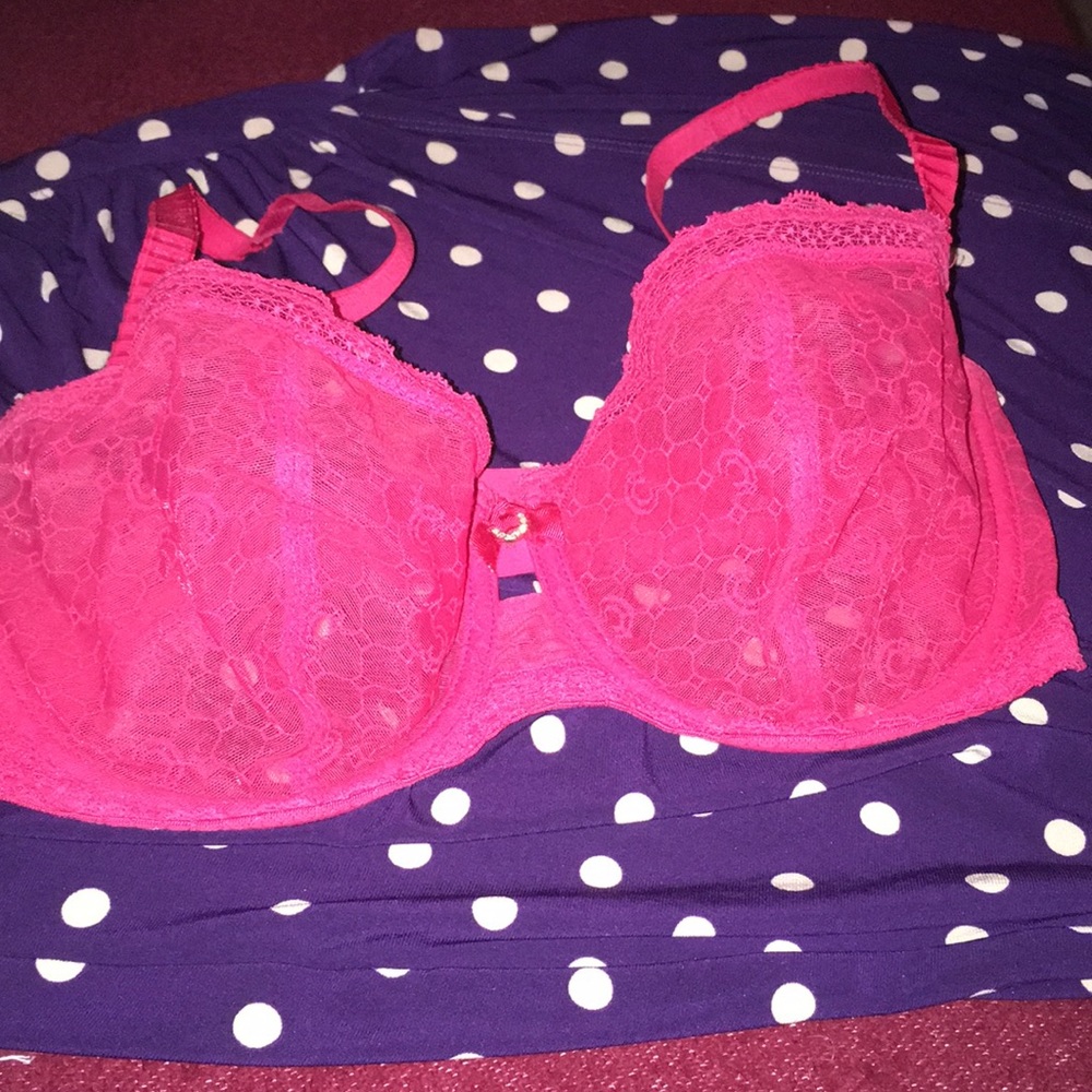 Chantelle NWOT Red Soft Cup Comfort Underwire Bra